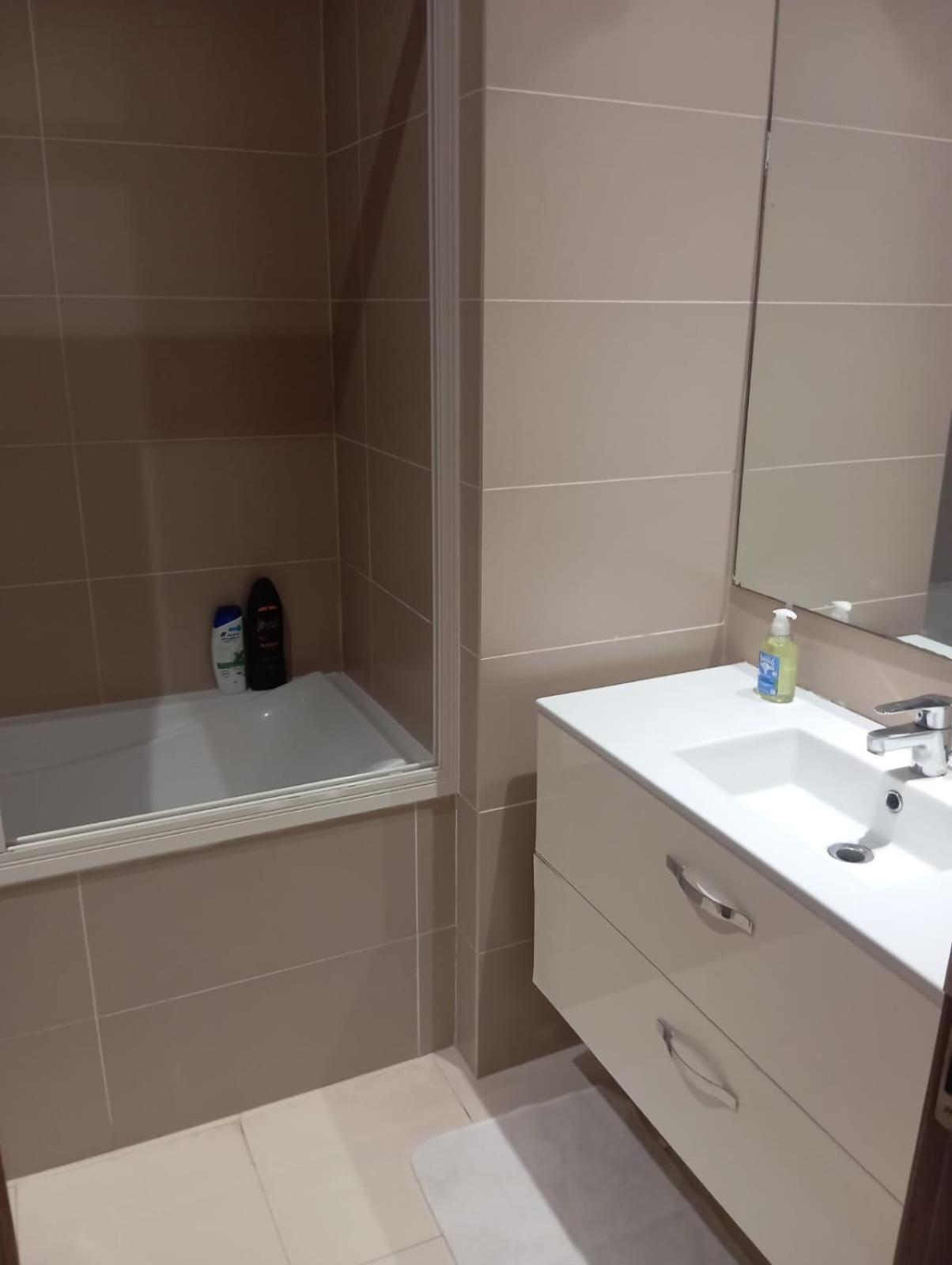 Appartement Casablanca Mohamed V Airport Nouaceur מראה חיצוני תמונה
